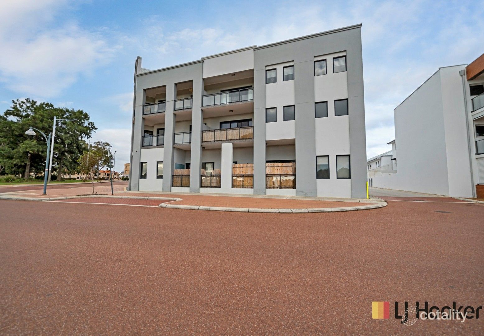 10/37 Piccadilly Cir, Joondalup, WA 6027