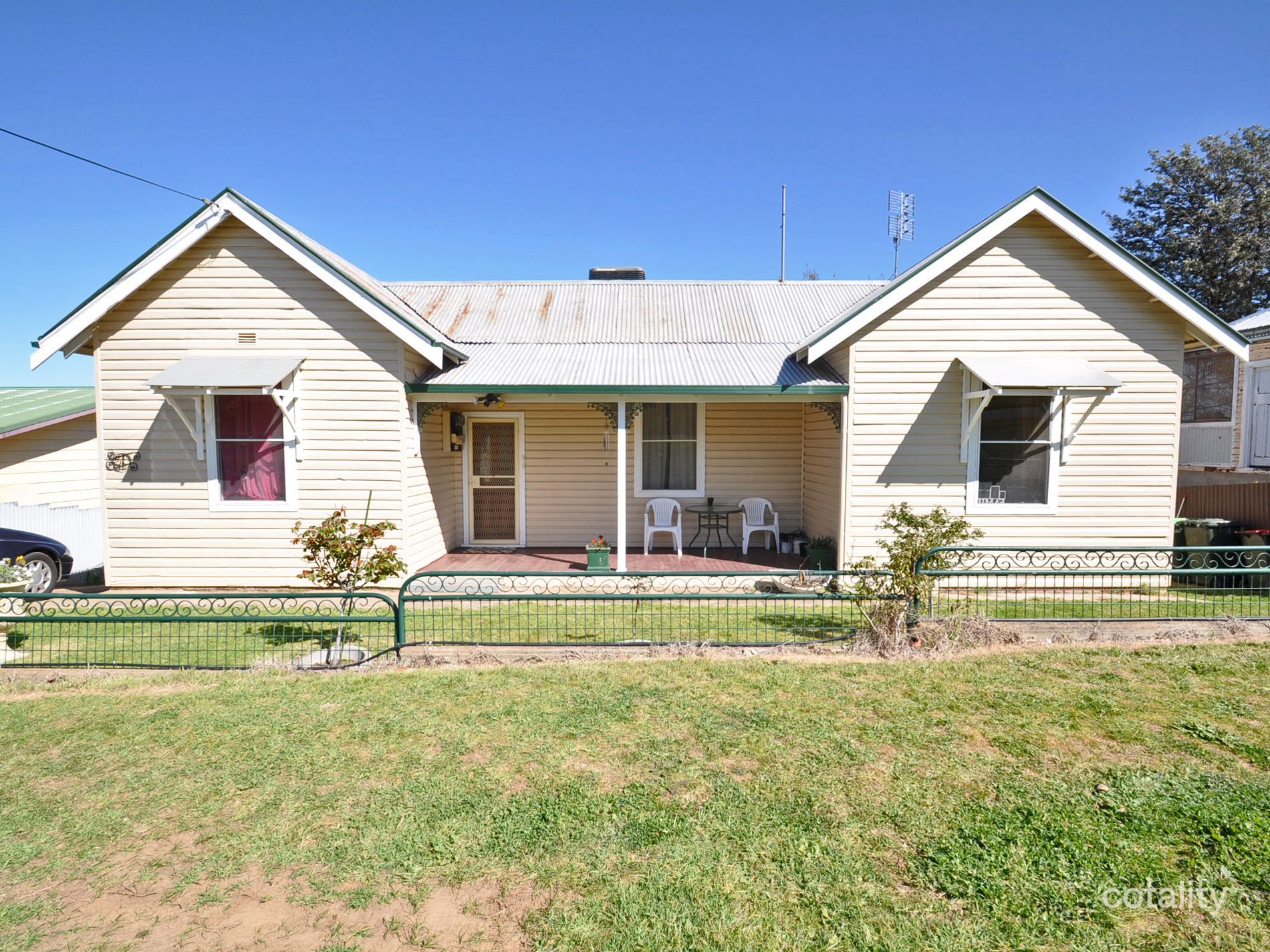 51 Commins St, Junee, NSW 2663
