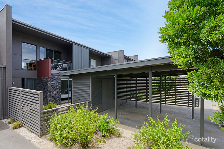 3 Coast Dr, Torquay, VIC 3228