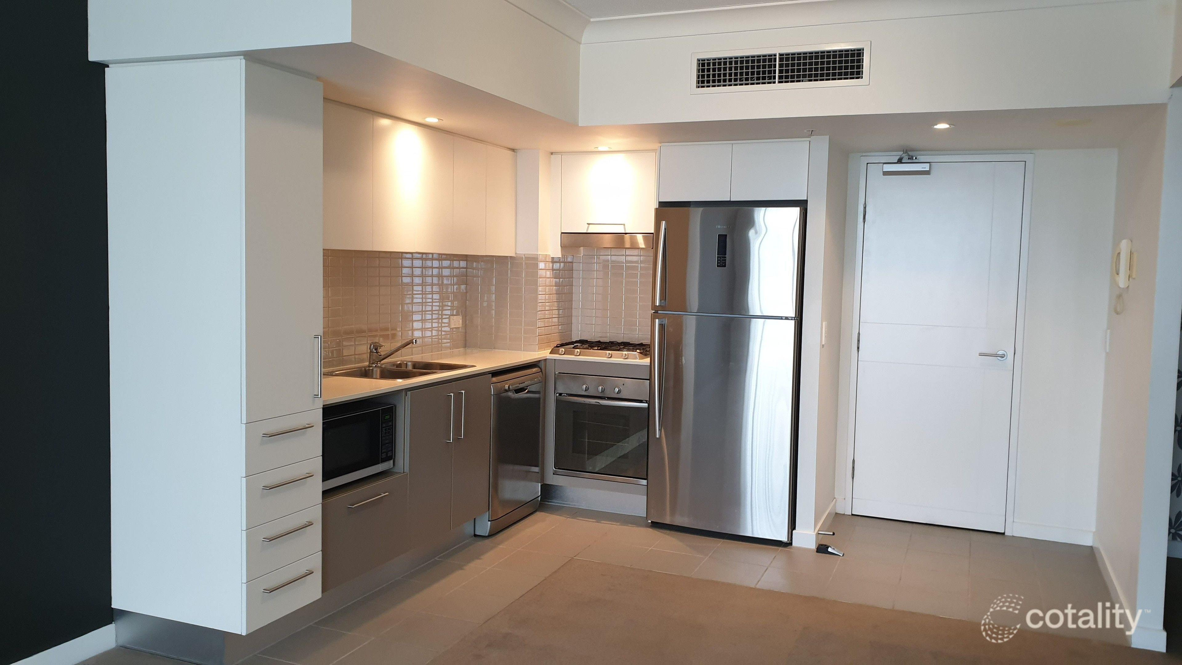 1358/56 Scarborough St, Southport, QLD 4215