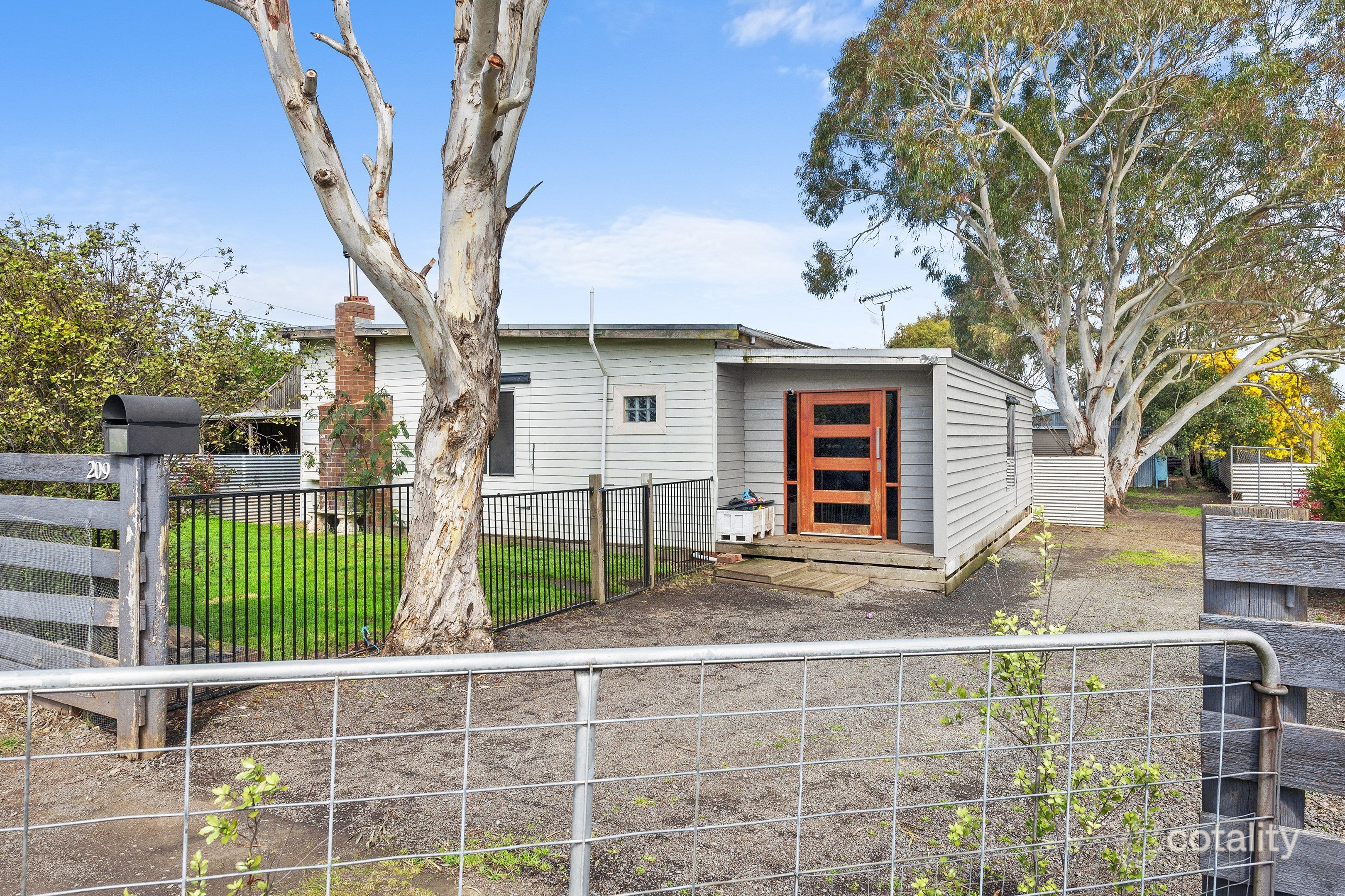 209 Nolan St, Buninyong, VIC 3357