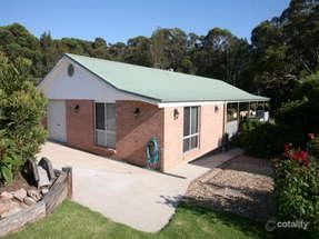 45 Lakeside Dr, Kianga, NSW 2546