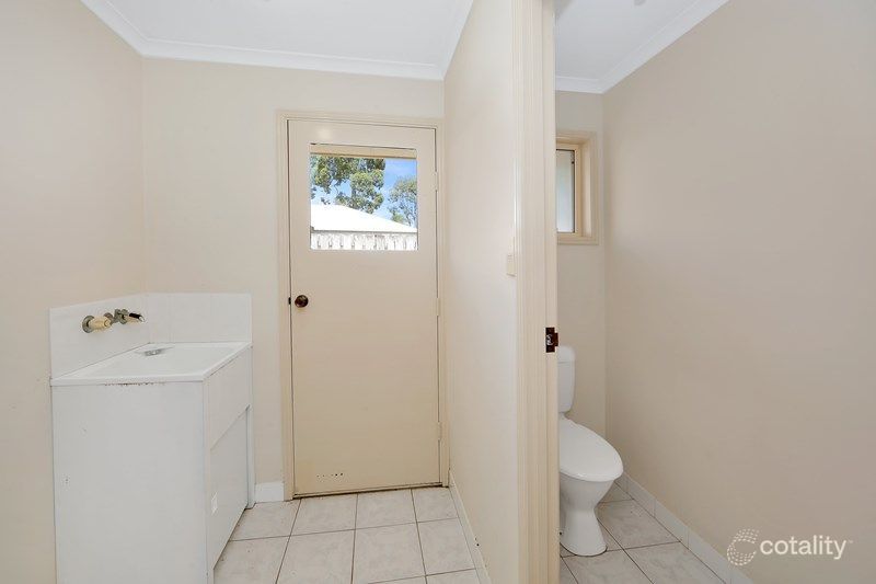 17 Thornbill Dr, Eli Waters, QLD 4655