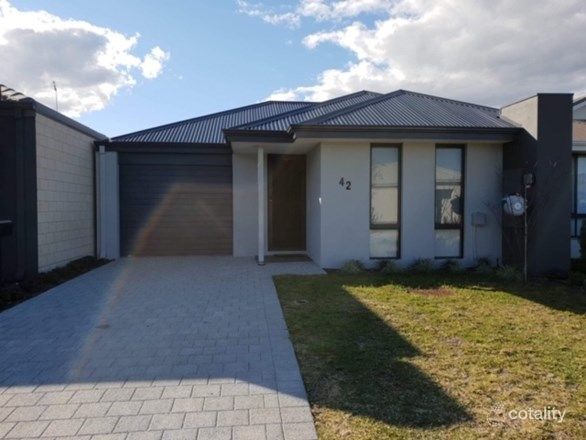 42 Thredbo Dr, Aveley, WA 6069