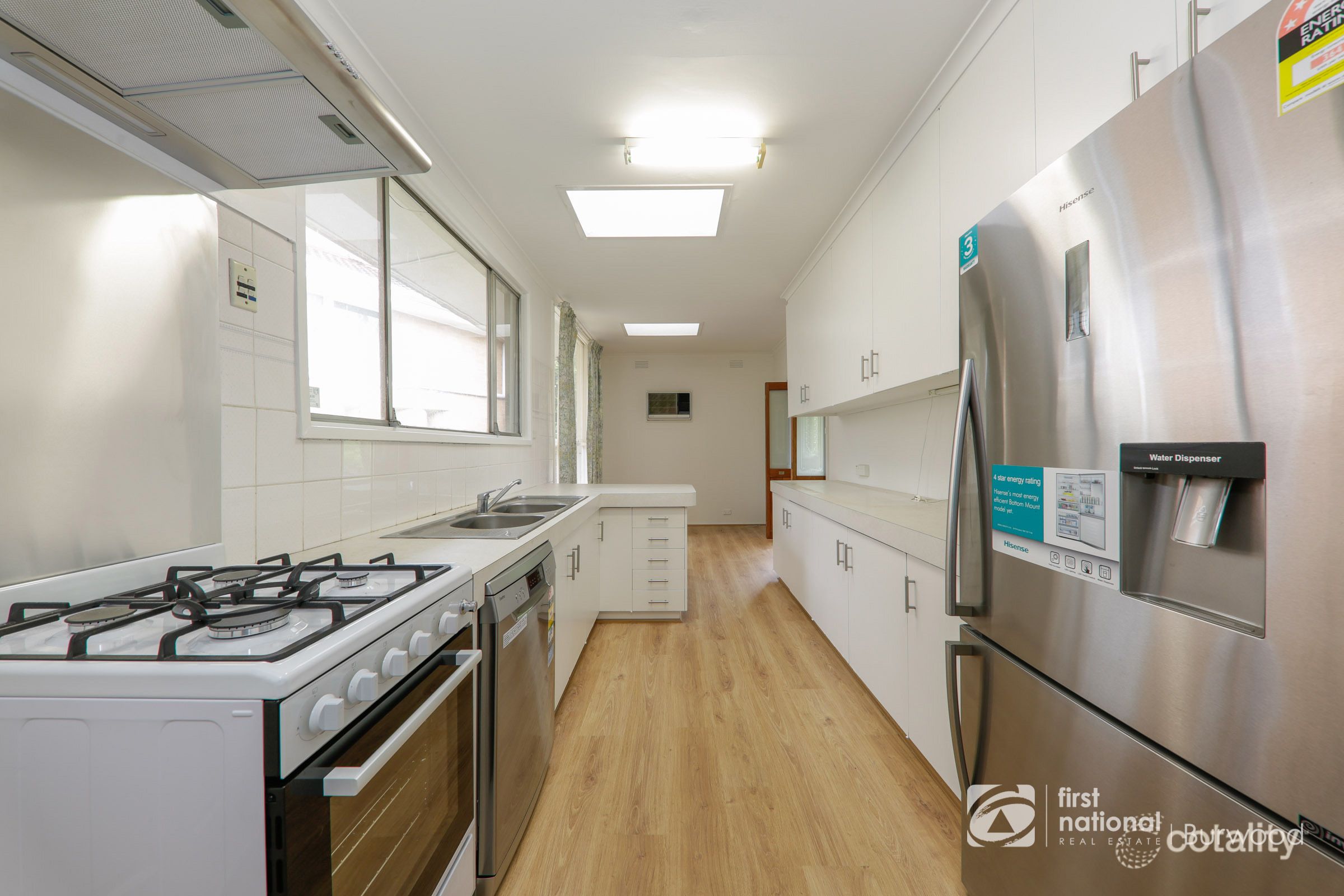 35 Kinnoull Gr, Glen Waverley, VIC 3150