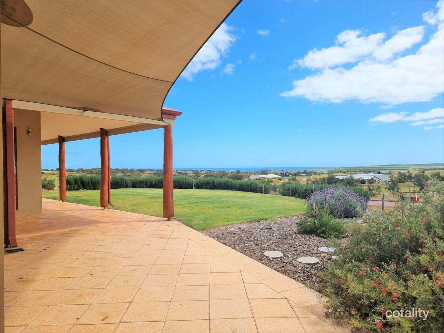 3 Redcliffe Con, White Peak, WA 6532