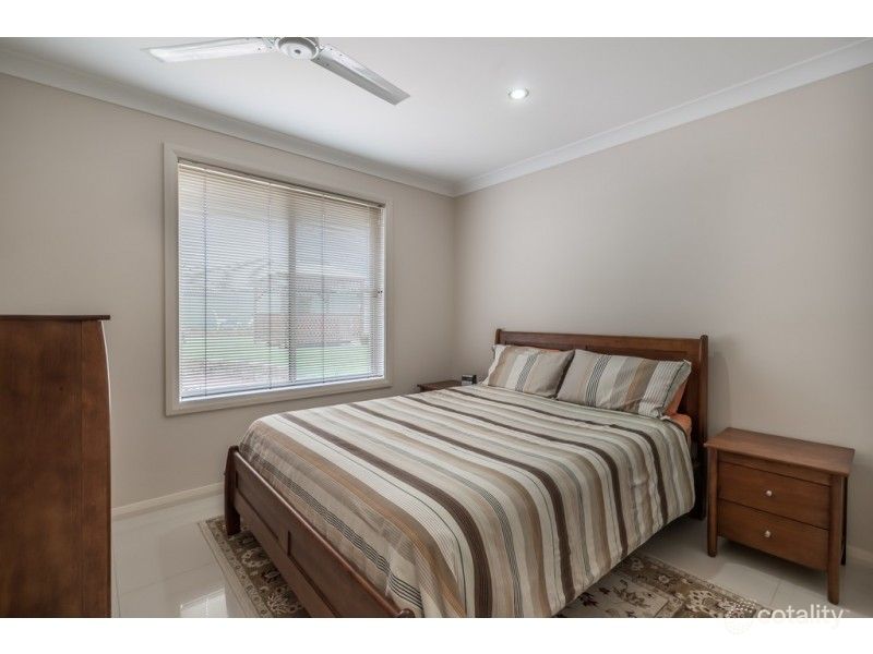 6 Azure Ave, Dubbo, NSW 2830