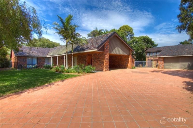 10 Cheltenham Dr, Shoalhaven Heads, NSW 2535