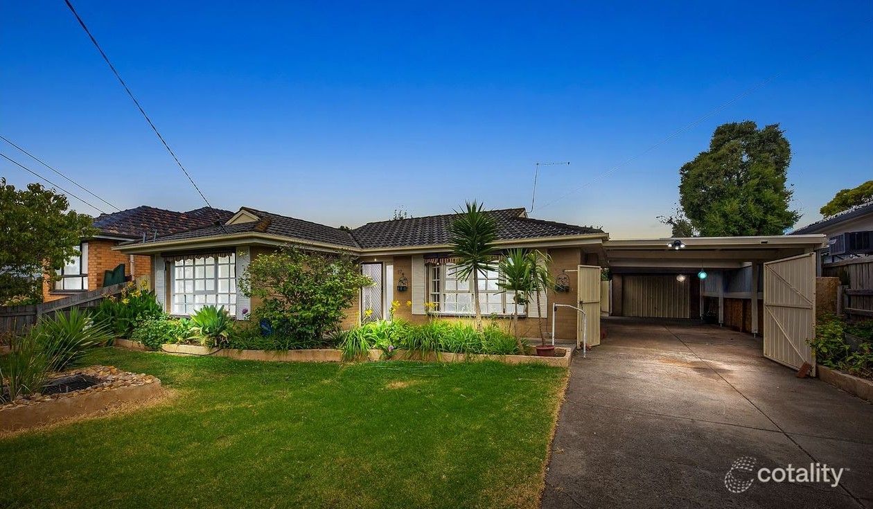 77 Welwyn Pde, Deer Park, VIC 3023