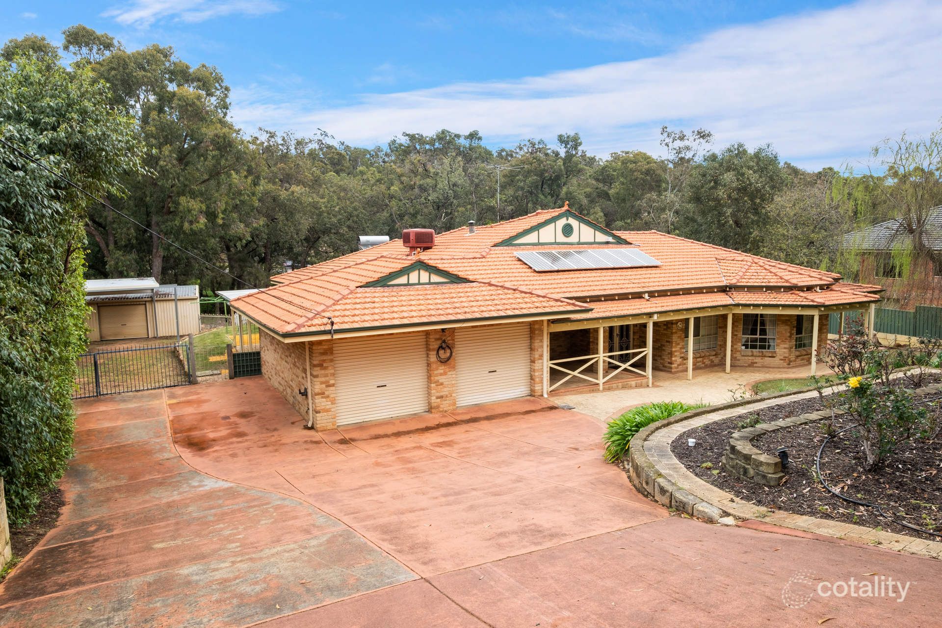 47 Coolinga Rd, Lesmurdie, WA 6076