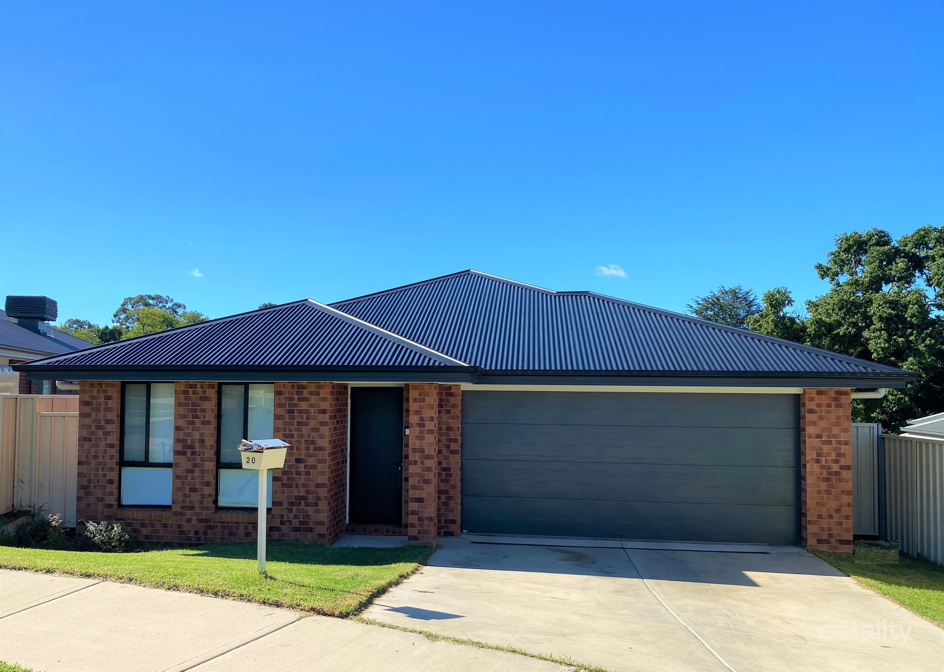 20 Royce Cres, Lavington, NSW 2641