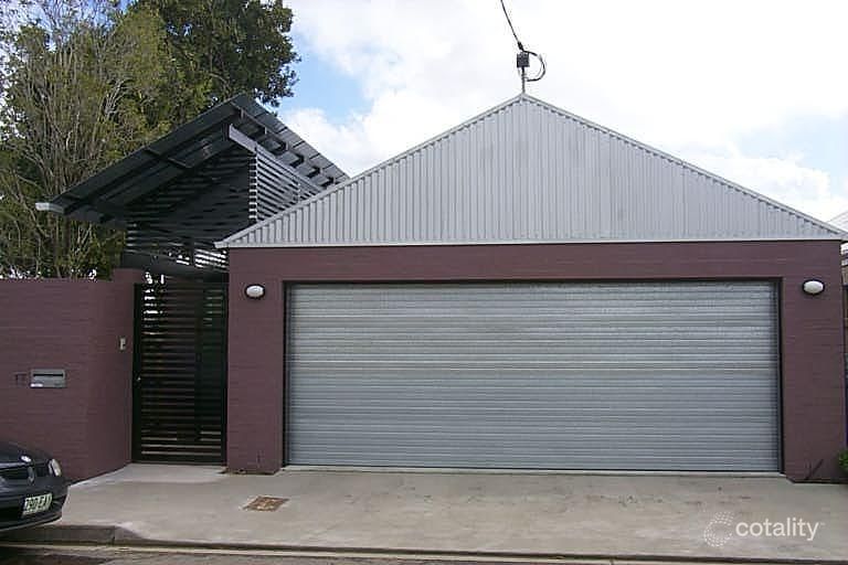 17 Laidlaw Pde, East Brisbane, QLD 4169