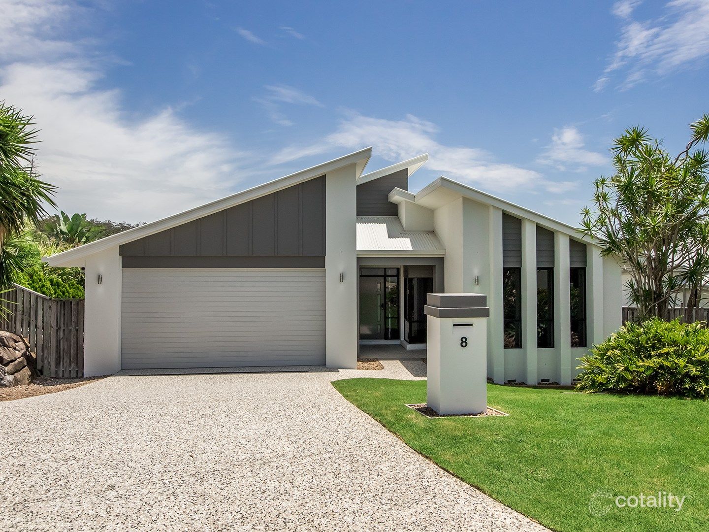8 Grampian Ct, Reedy Creek, QLD 4227