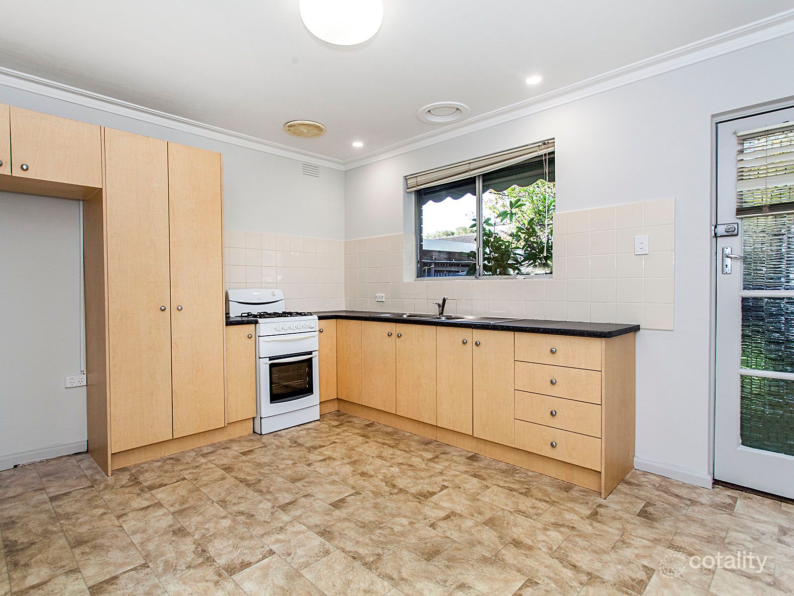 4/115 Surrey Rd, Blackburn North, VIC 3130