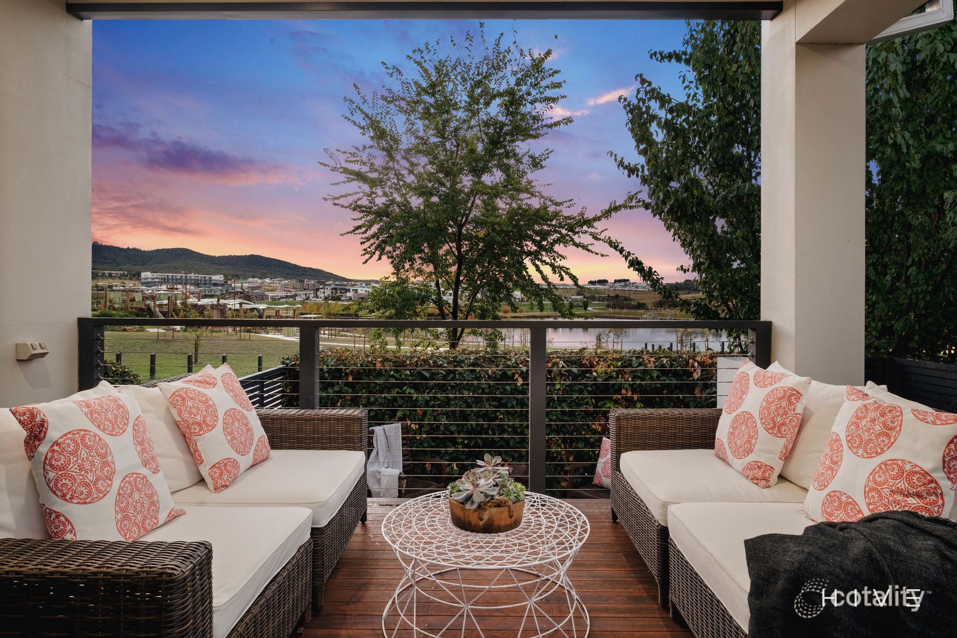 16 Stan Davey Rise, Coombs, ACT 2611