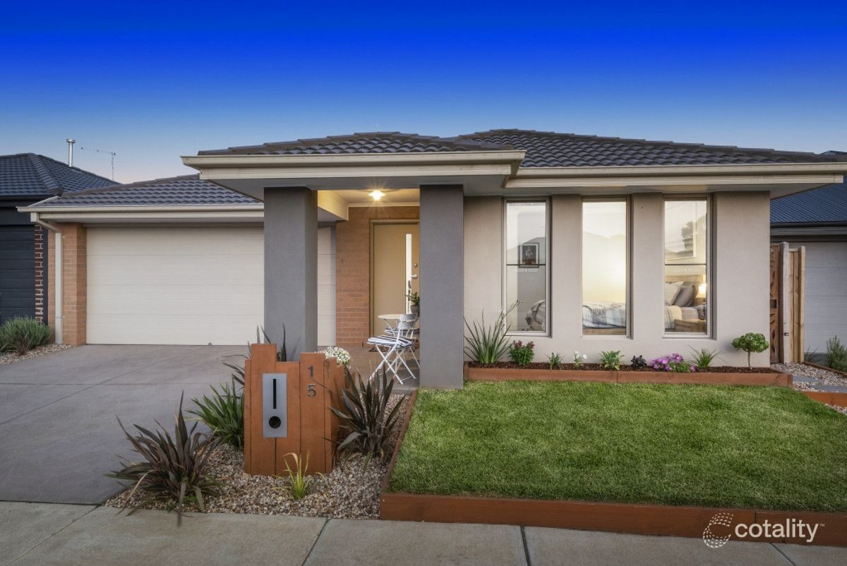 15 Albany Way, Charlemont, VIC 3217