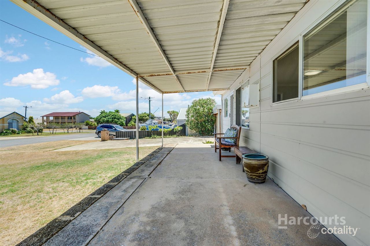 27 Leander St, Falcon, WA 6210