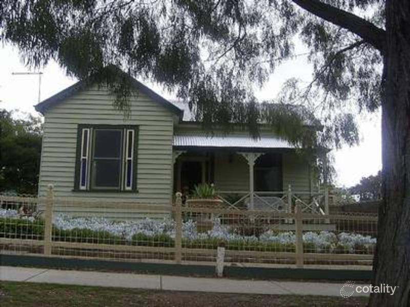 19 Victoria St, Maryborough, VIC 3465