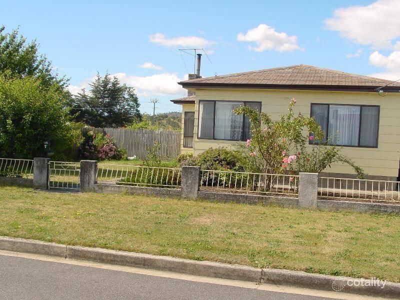 7 Trueman Cres, Mowbray, TAS 7248