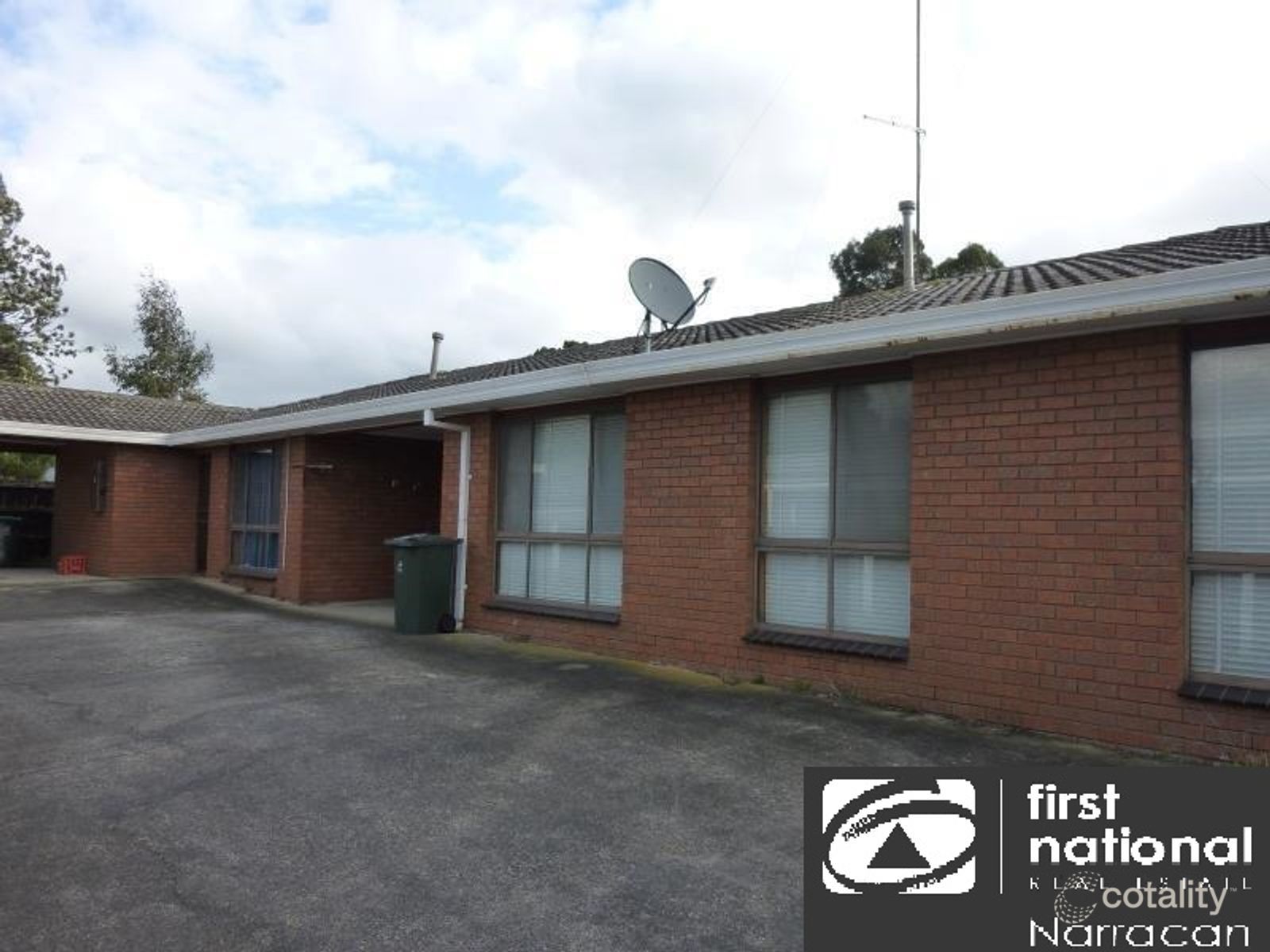 2/2 Paull Ct, Moe, VIC 3825