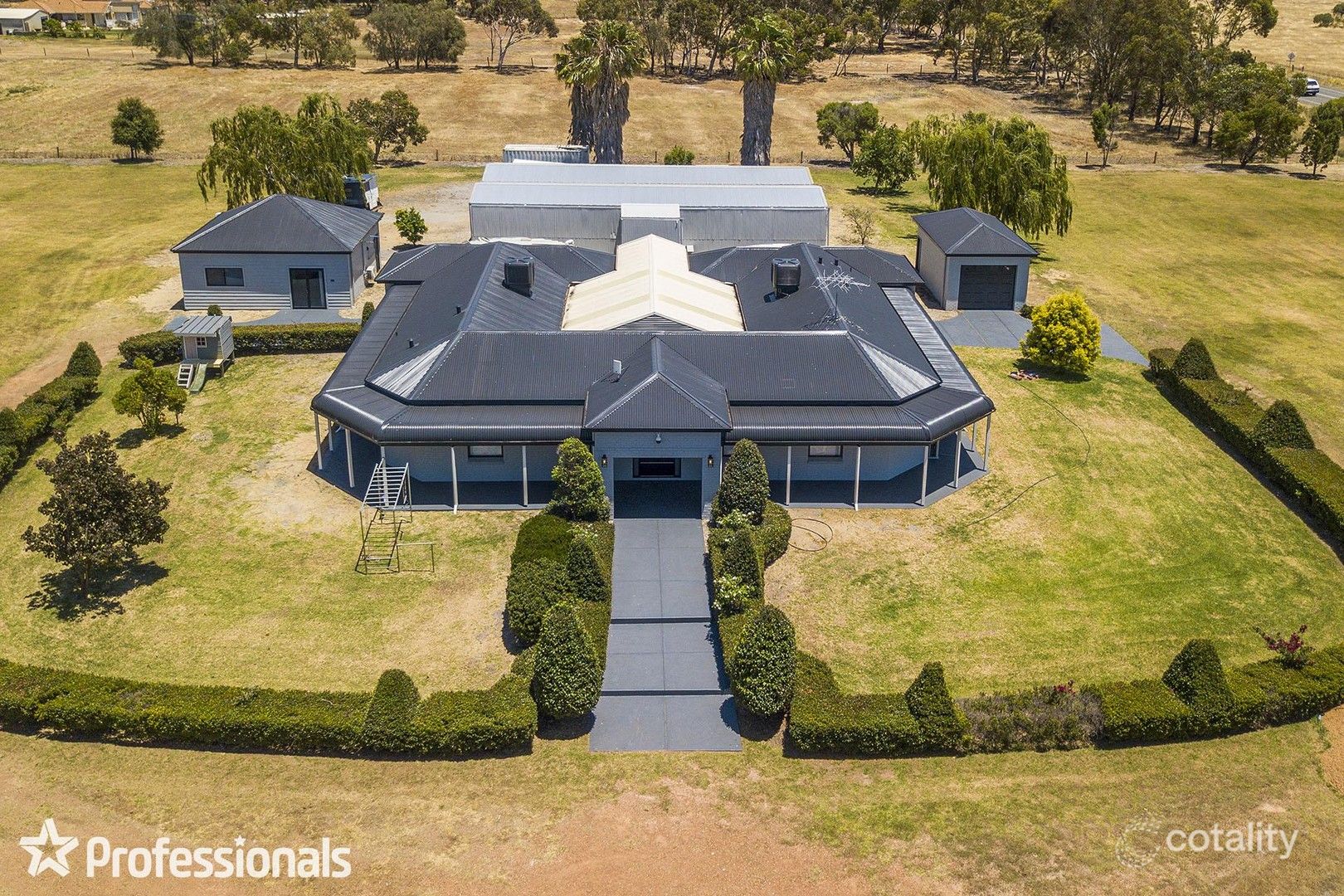 10 Kargotich Rd, Oakford, WA 6121