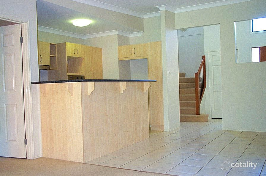 40/19 Santa Barbara Rd, Hope Island, QLD 4212