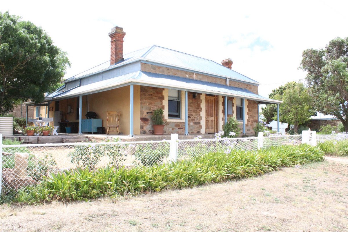 101 Llanelly St, Burra, SA 5417
