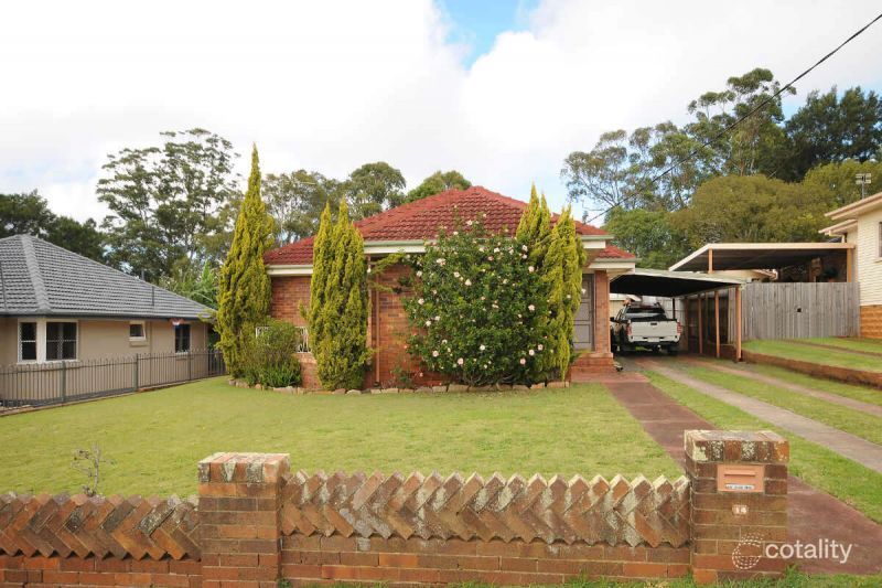 14 Norah St, Centenary Heights, QLD 4350