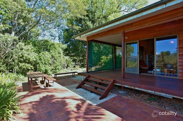 5 Toon Cl, Uki, NSW 2484