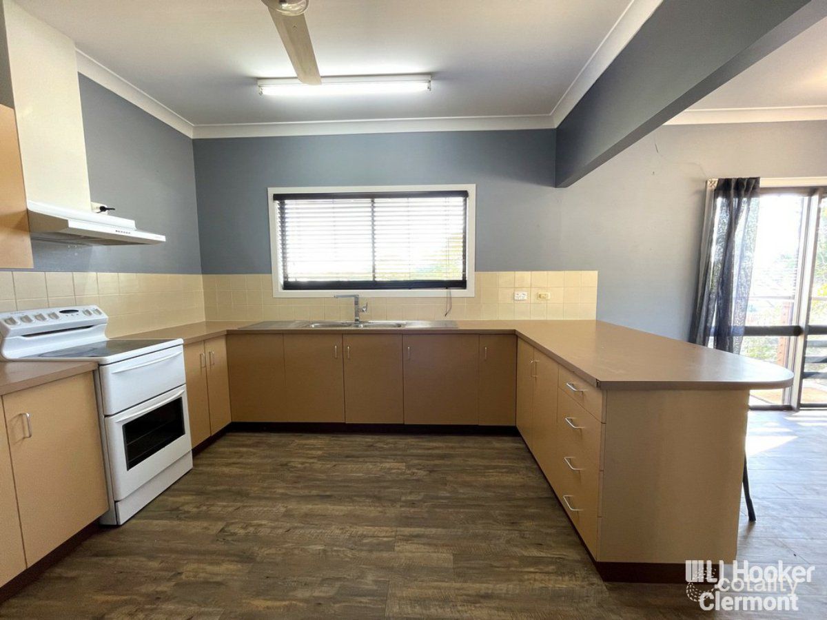 4 Blamey St, Clermont, QLD 4721