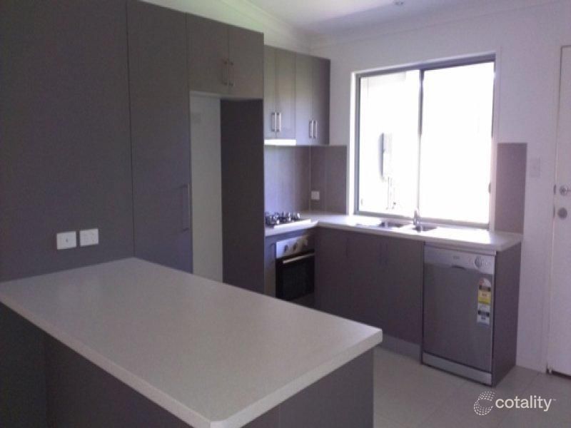 11/8 Hillcrest St, Emerald, QLD 4720
