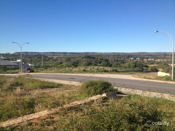 10 Schooner Pass, Glenfield, WA 6532