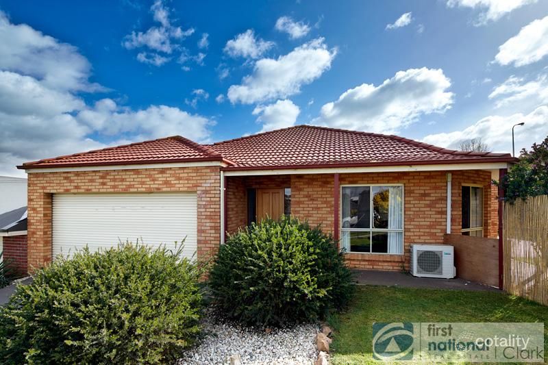 2 Blue Gum Dr, Warragul, VIC 3820