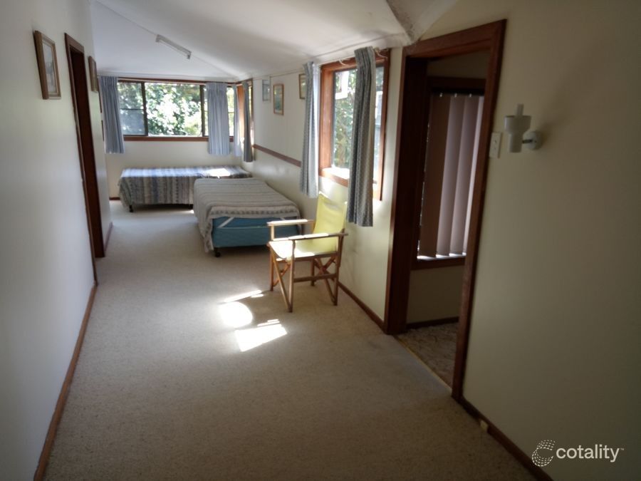 6 Gordon Ave, Black Head, NSW 2430