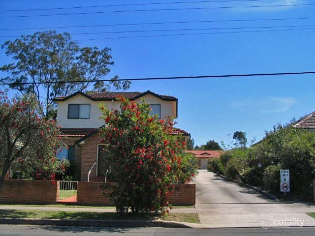 2/27 Emert St, Wentworthville, NSW 2145