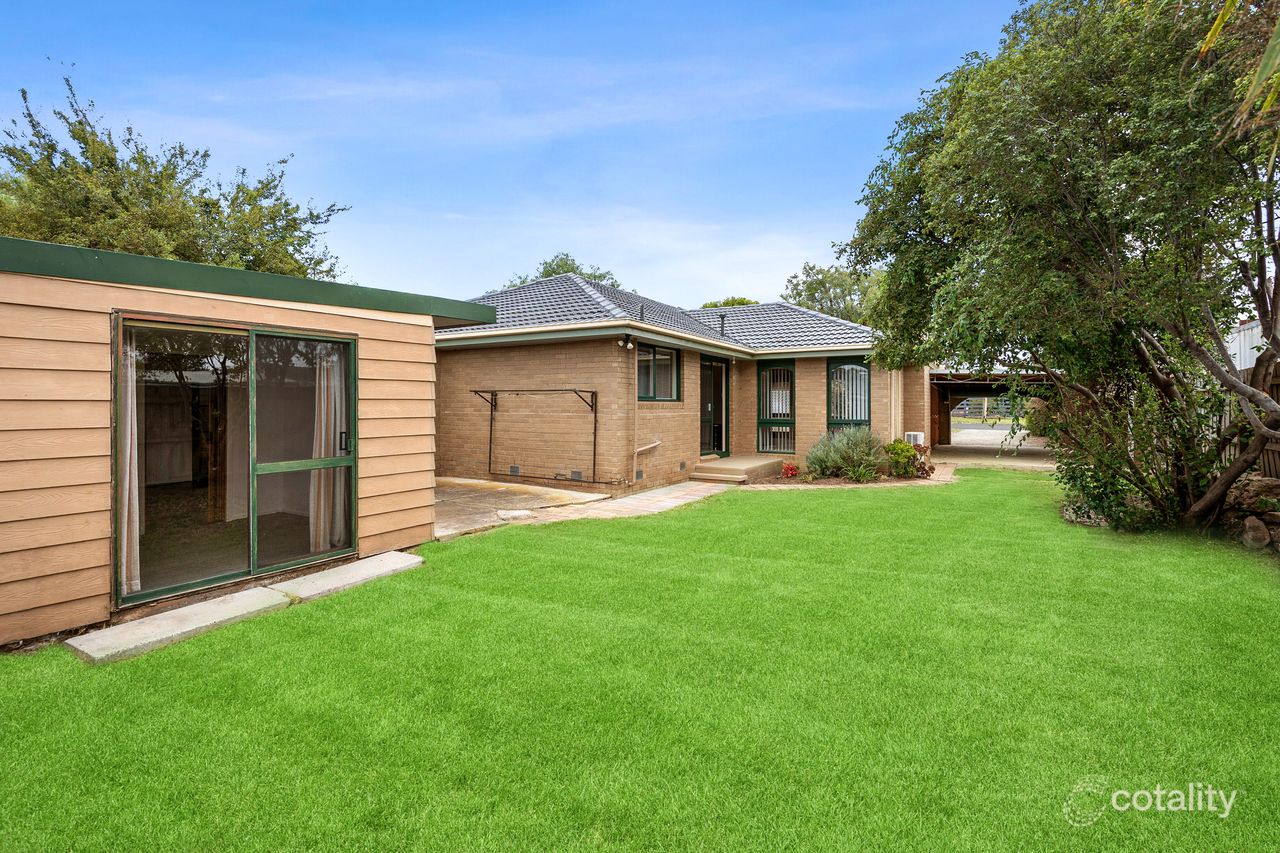 10 Beverley Cres, Lara, VIC 3212