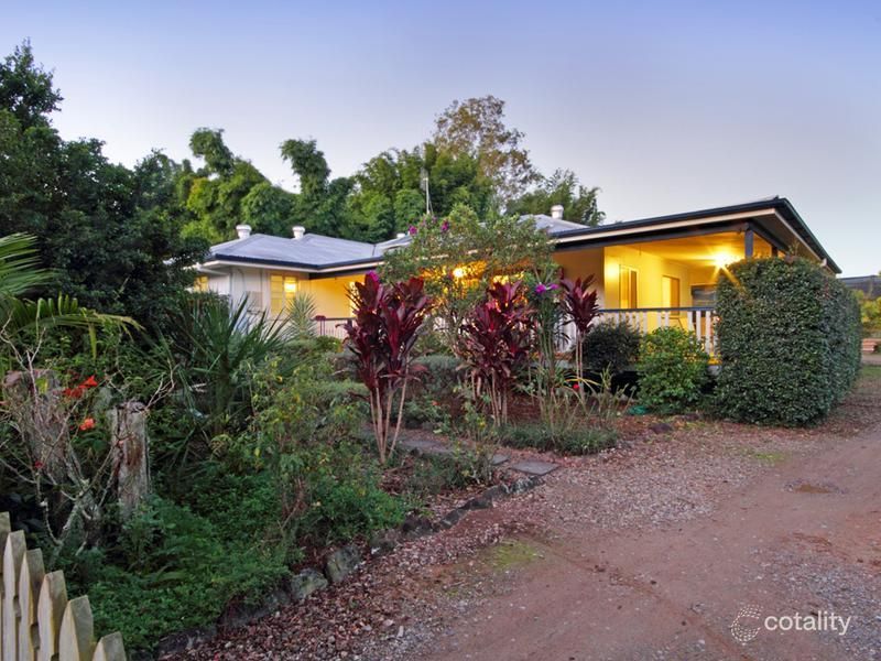 18 Alfs Pinch Rd, Beerwah, QLD 4519