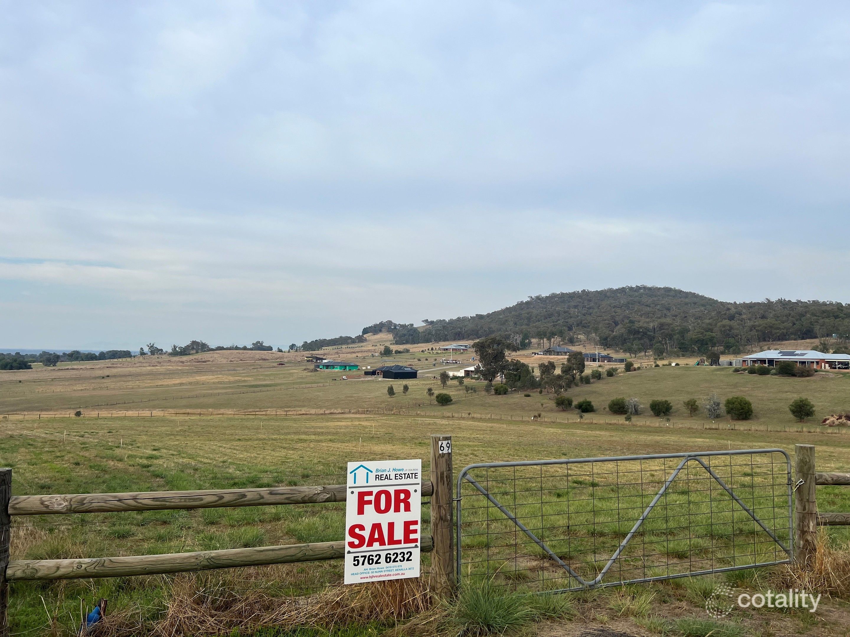 43 Lakeside Dr, Chesney Vale, VIC 3725