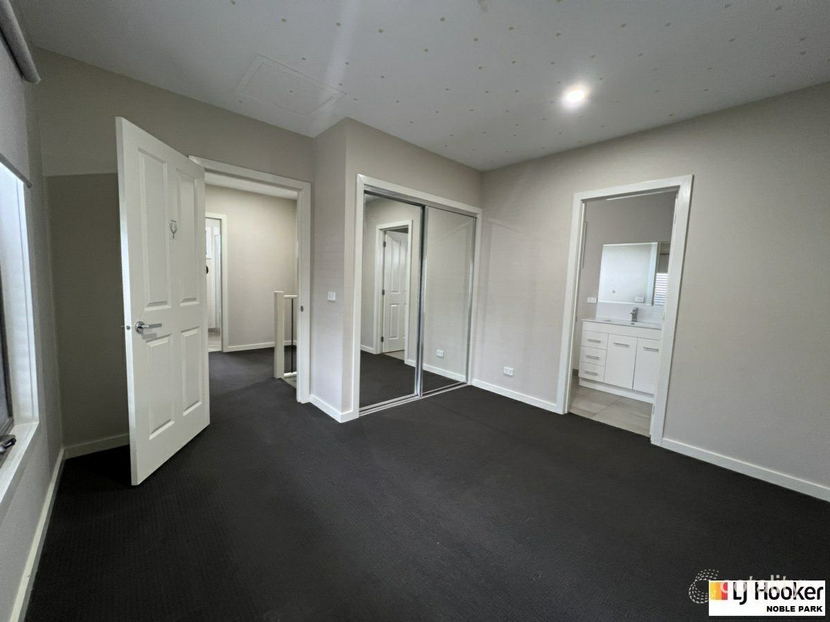1/27 Leonard Ave, Noble Park, VIC 3174