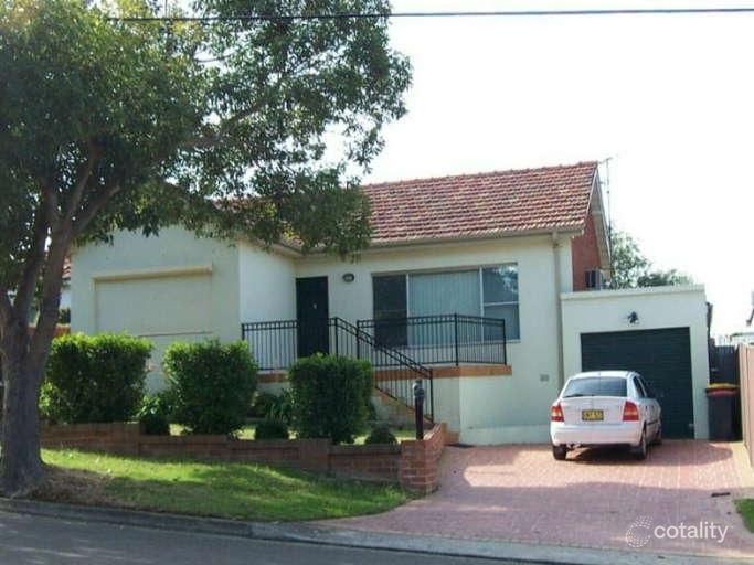 74 Stoddart St, Roselands, NSW 2196