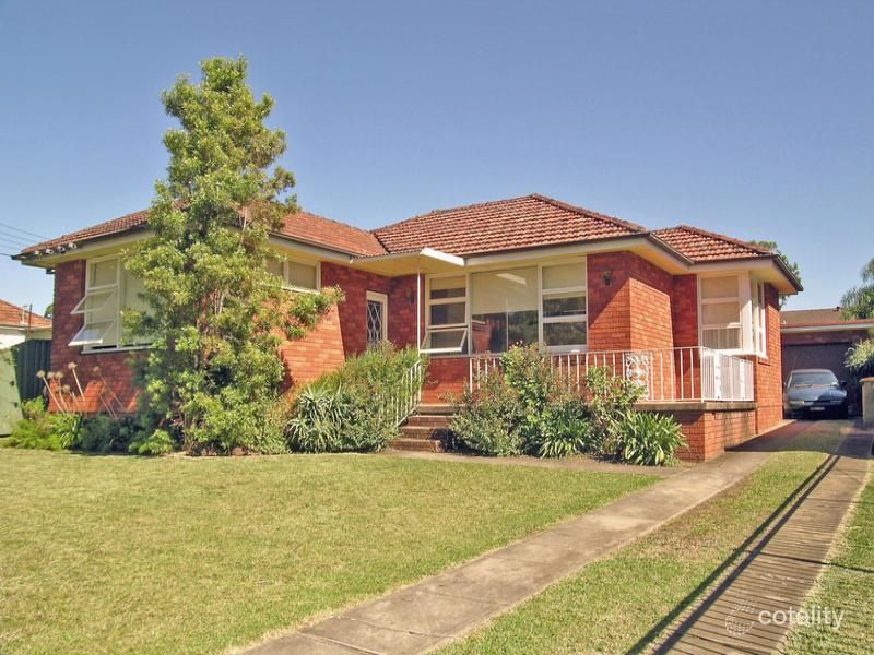 40 Ramsay Rd, Panania, NSW 2213