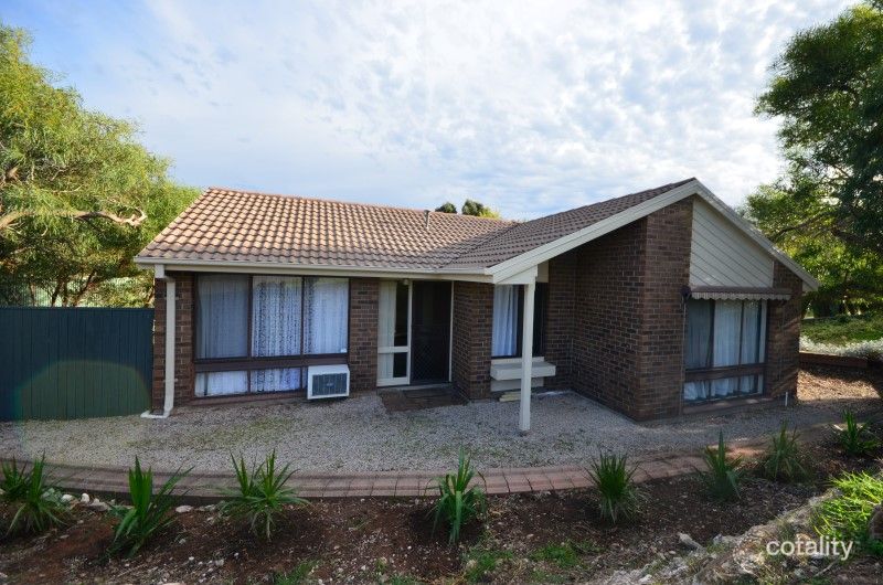 35 French Cres, Trott Park, SA 5158