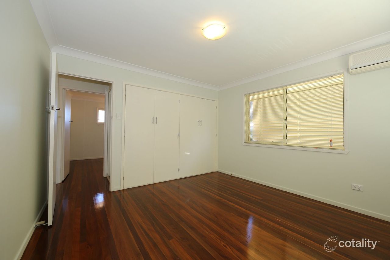 1 Mourilyan St, Mansfield, QLD 4122