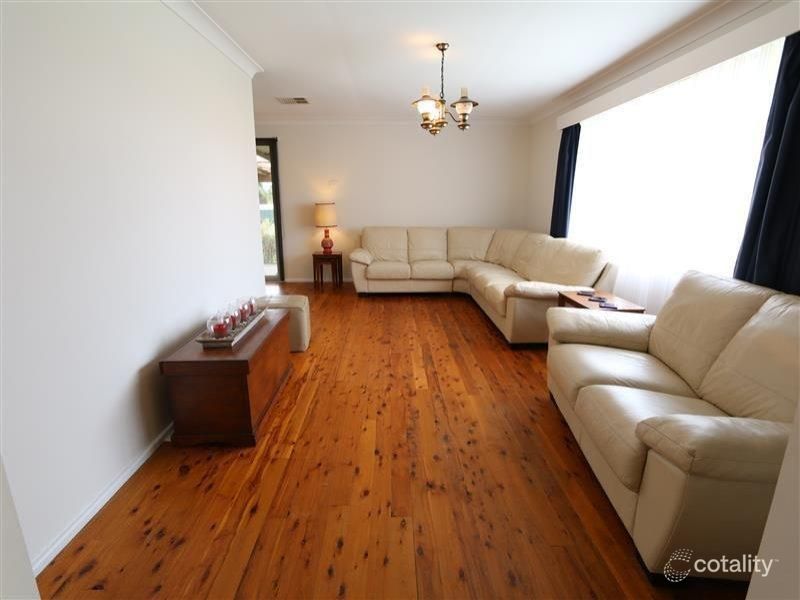 45 Benjamin Cct, Hunterview, NSW 2330