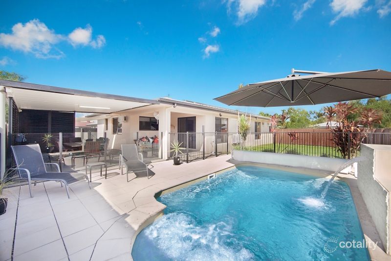 18 Noscov Cres, Kelso, QLD 4815