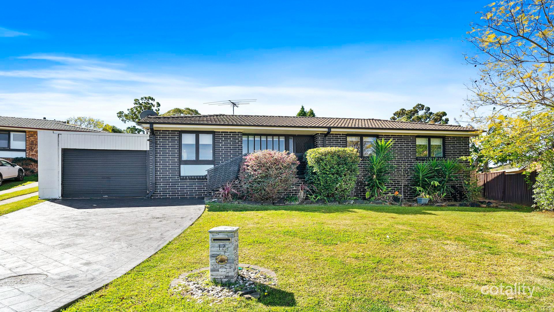 12 Inverness Pl, St Andrews, NSW 2566