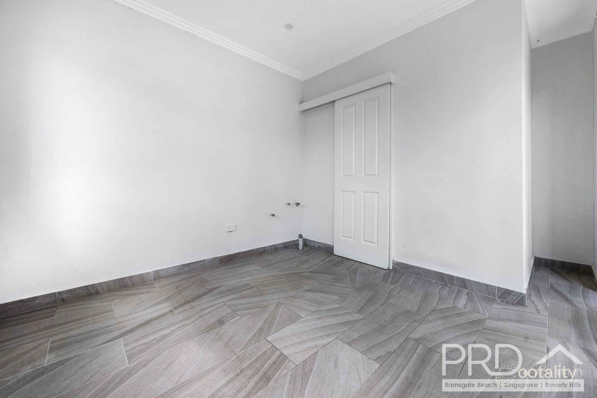 1/16 Junee Cres, Kingsgrove, NSW 2208