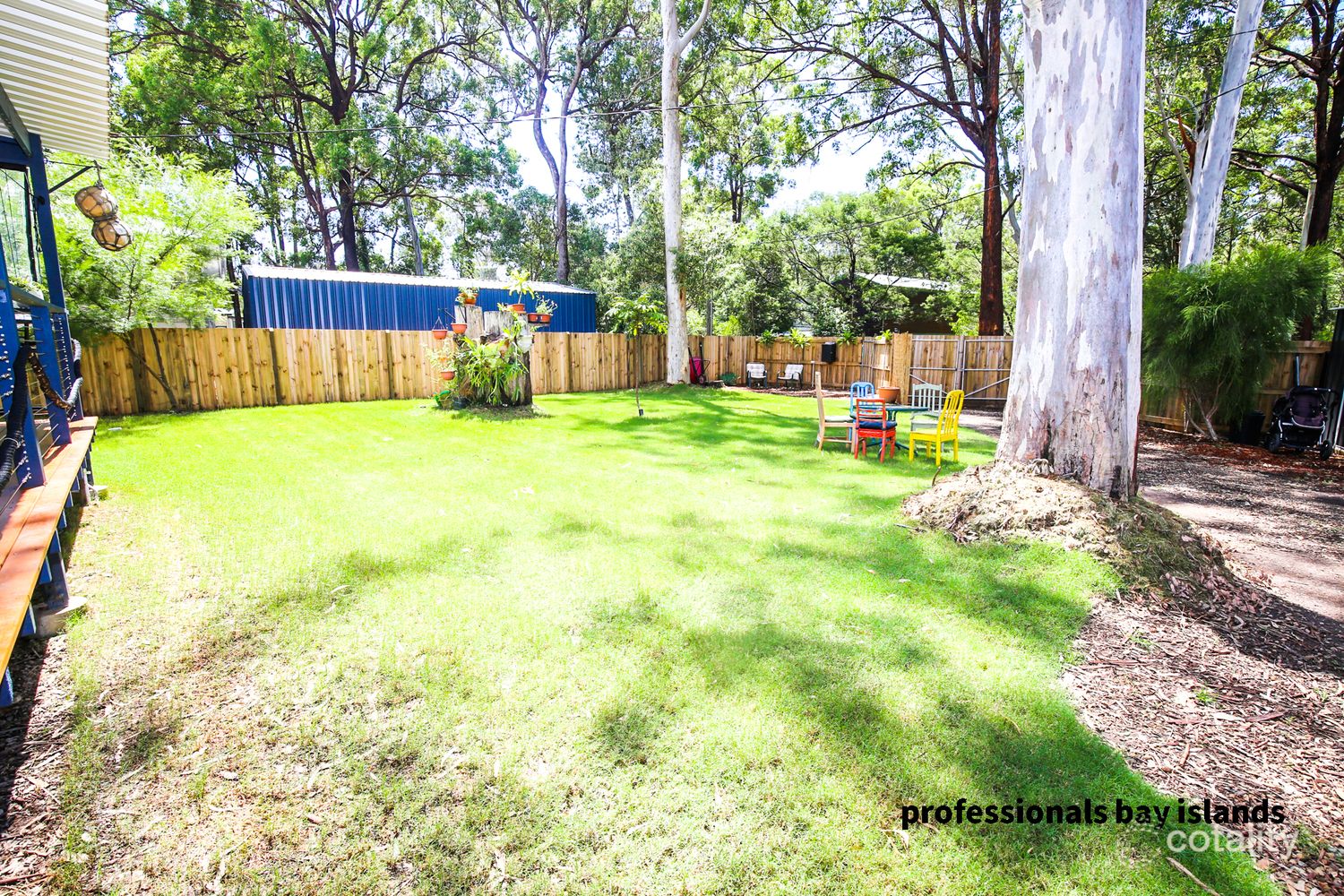 3 Walnut Ct, Macleay Island, QLD 4184