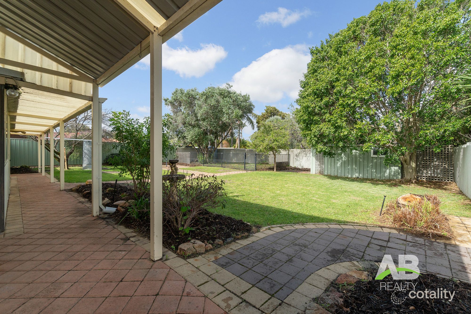 15 Munderee Pl, Wanneroo, WA 6065