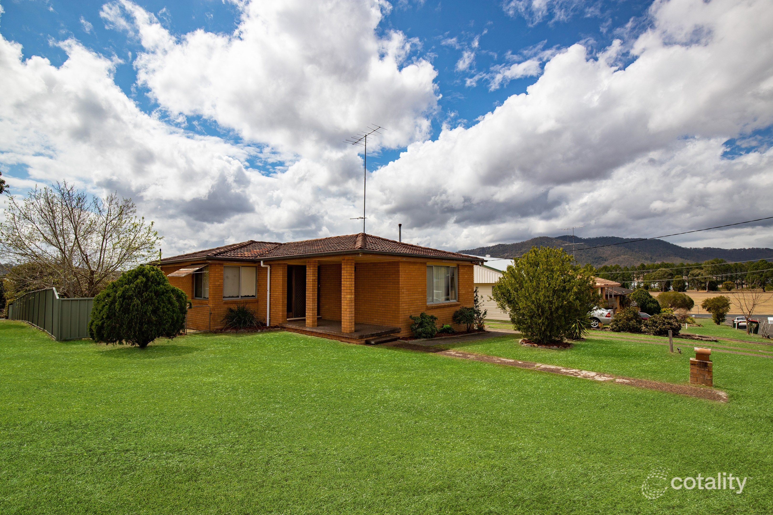 9 Dawson Cres, Gloucester, NSW 2422